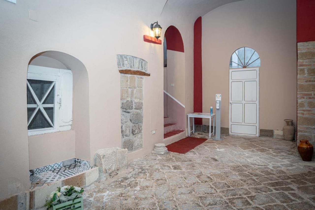 Alojamento de Acomodação e Pequeno-almoço L'antica Caiatia 3*